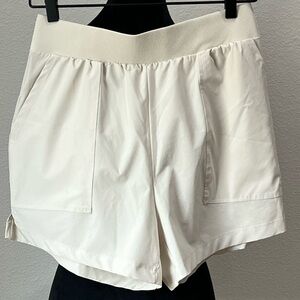 Kinesis High Waist Cream Women's Shorts size XS